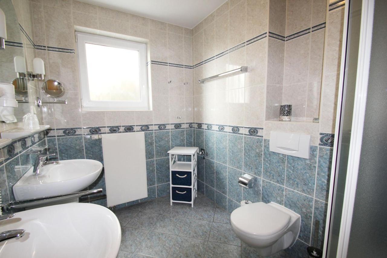 Terrasse, Gratis Nutzung Vom Ahoi Erlebnisbad Und Sauna In Sellin - Meeresblick Fewo 32 Goehren  Exteriér fotografie