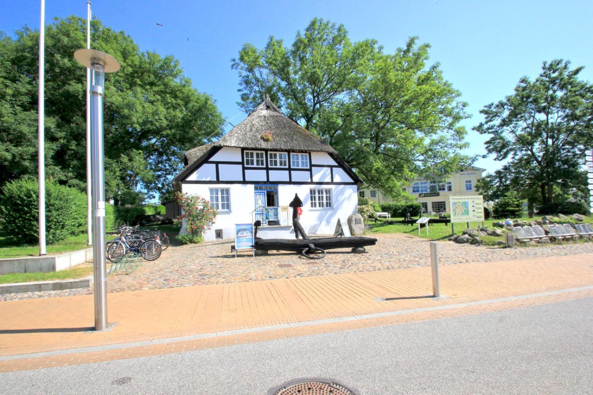 Terrasse, Gratis Nutzung Vom Ahoi Erlebnisbad Und Sauna In Sellin - Meeresblick Fewo 32 Goehren  Exteriér fotografie
